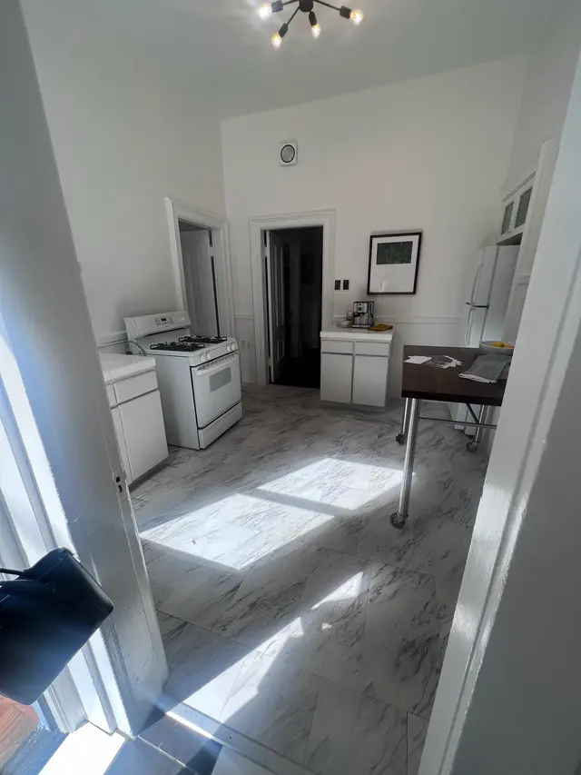 kitchen renovation image 1 of 2