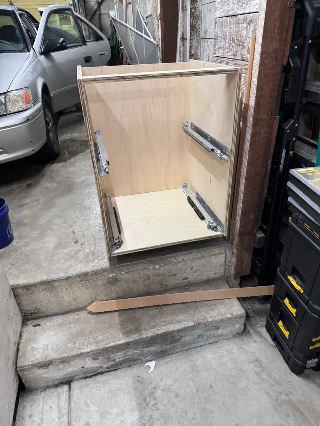 Photo gallery: 2024 04 06 testcabinet, image 2 of 4