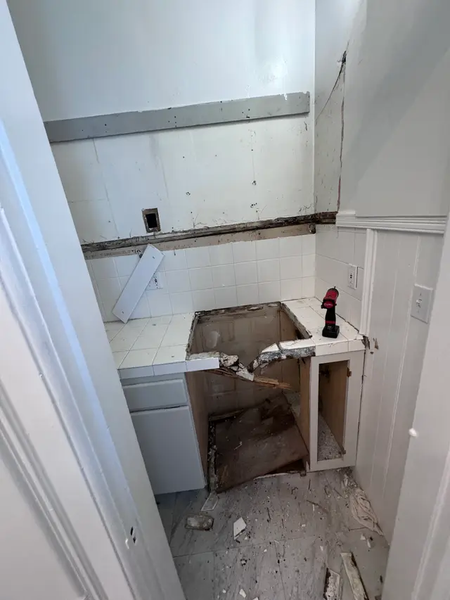 Photo gallery: 2024 05 15 16 demo, image 4 of 9