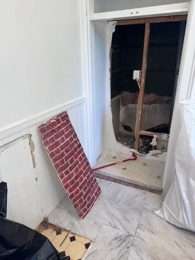 Photo gallery: 2024 05 15 16 demo, image 7 of 9