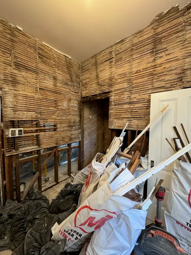 Photo gallery: 2024 05 demo, image 2 of 11