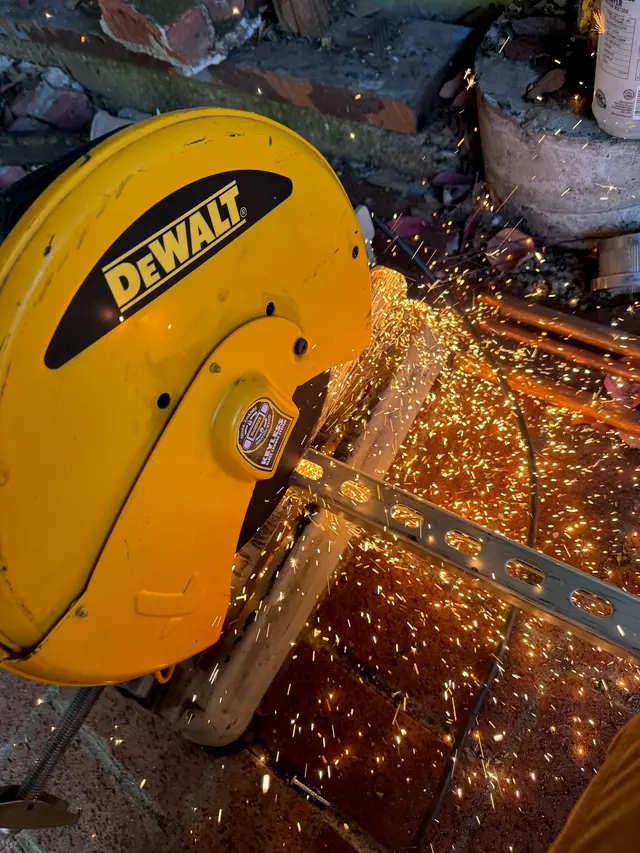 Cutting unistrut