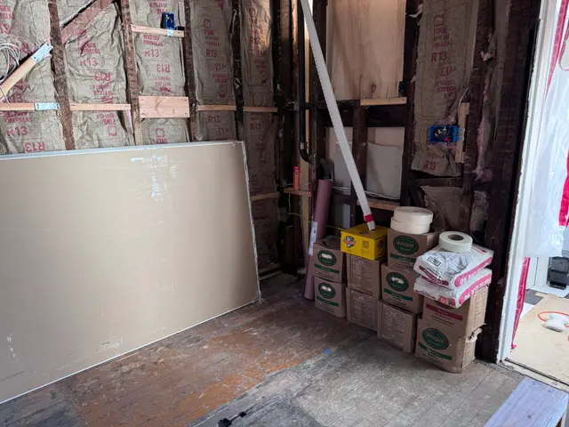 Photo gallery: 2024 07 drywall, image 1 of 8