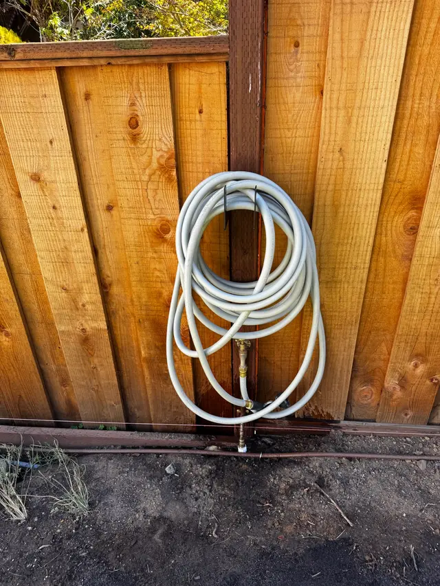 Photo gallery: august hose hook, image 6 of 10