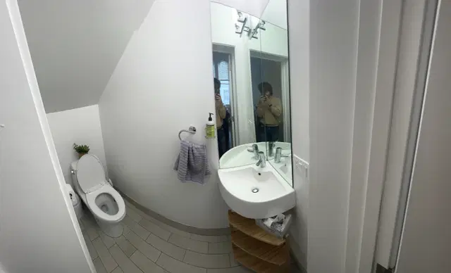 Photo gallery: half bath, image 2 of 24