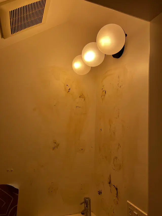 Photo gallery: half bath, image 7 of 24