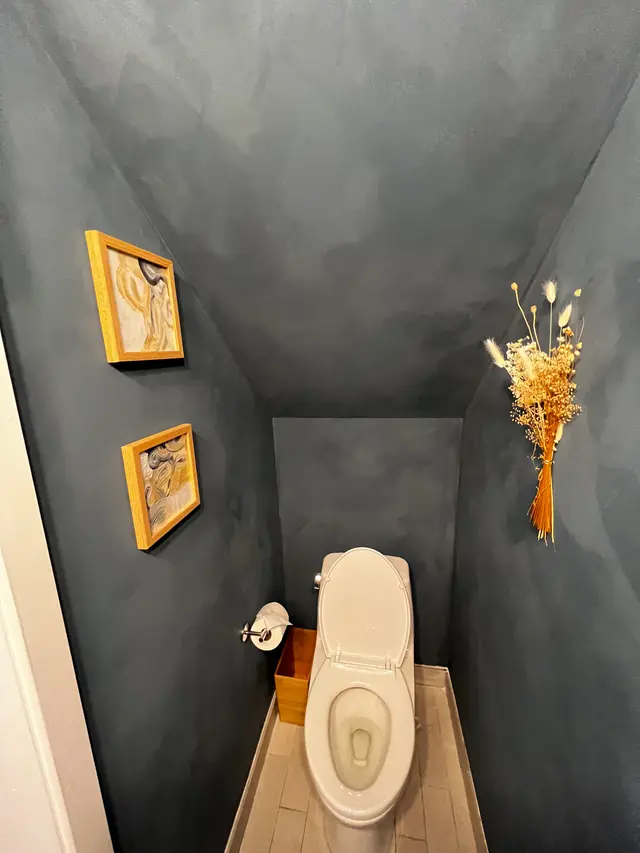 Photo gallery: half bath, image 23 of 24
