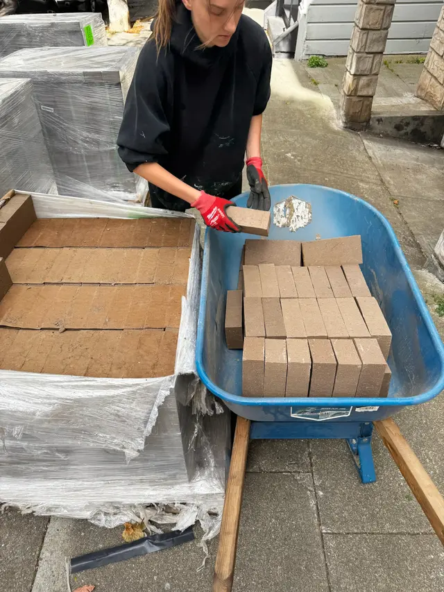Photo gallery: july bricks, image 11 of 37