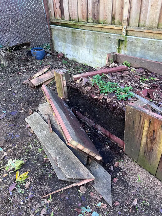 Photo gallery: misc destruction, image 7 of 9